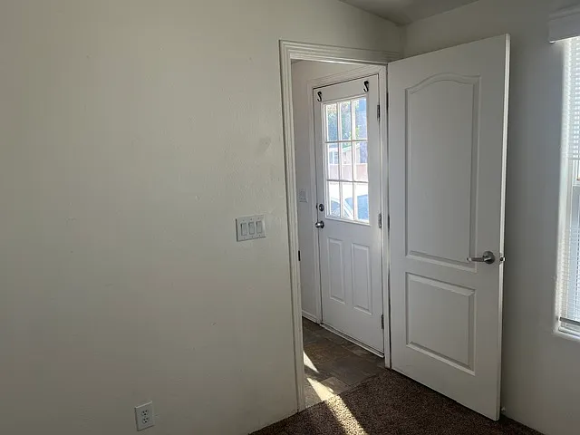 763 W Avenue L #24 — Photo 11