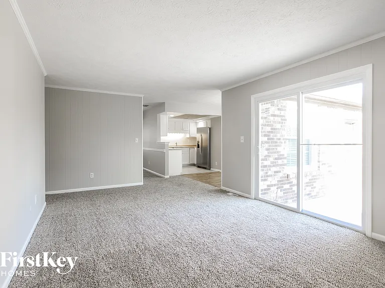 8141 Warbler Way — Photo 3