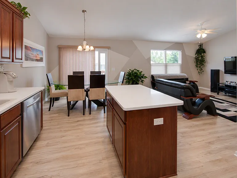 7375 Salerno Cir — Photo 3