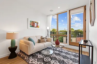 42 Rochester Avenue, #4B