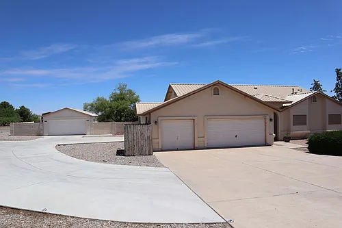 3159 E Choctaw Dr Photo 1