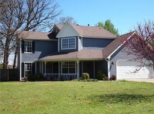 2005 McGuire St, Springdale, AR 72762