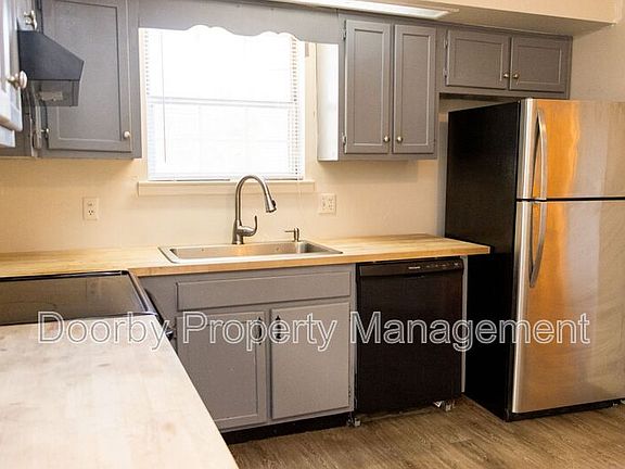 5th image of 2827 Dayton Blvd #1