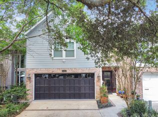 72 Legend Ln, Houston, TX 77024
