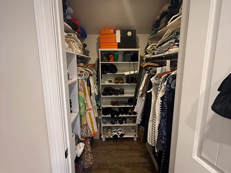 19 Lorraine Dr — Photo 24