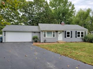 236 Newton Pl, Ballwin, MO 63021