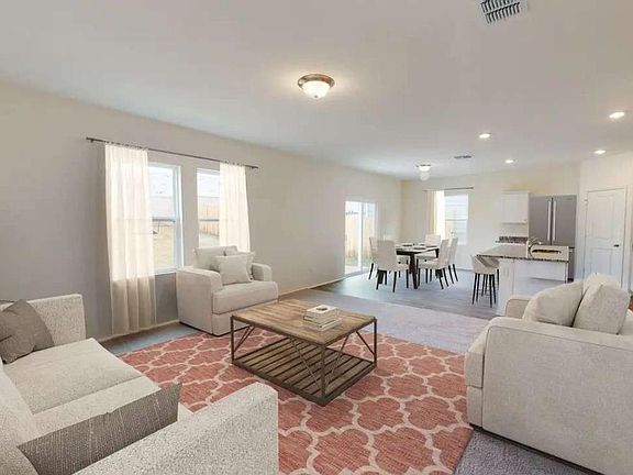4th image of 125 Maison Dr
