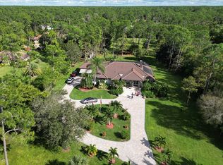 120 Logan Blvd S, Naples, FL 34119