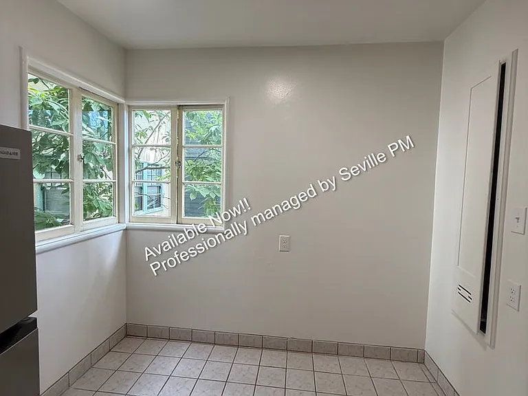 1526 Arch St — Photo 22