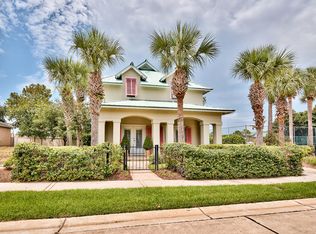 20 Rue Martine St, Miramar Beach, FL 32550