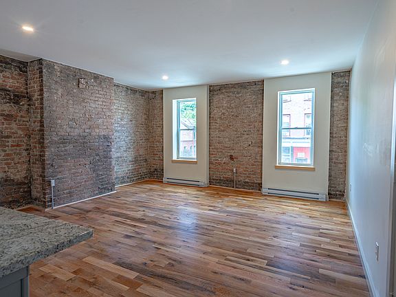 5th image of 275 4th St #2F
