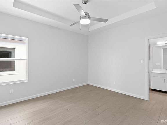 4th image of 3506 Valencia #3