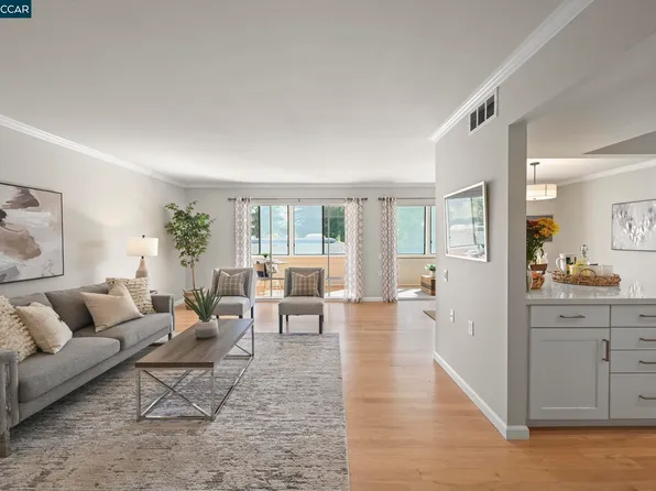 2000 Golden Rain Rd APT 4, Walnut Creek, CA 94595