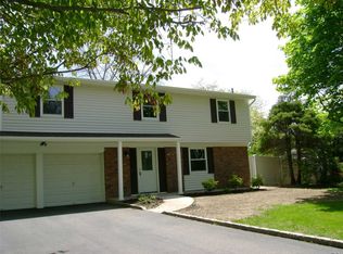 25 Mosby Dr, Lake Grove, NY 11755