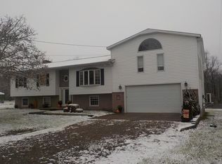 40 Province Hill Rd, Masontown, PA 15461