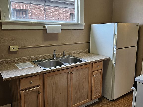 2nd image of 1116 Piedmont Ave NE #1