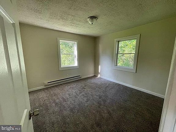 5th image of 5 Sunnyside Dr