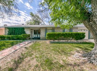 8015 Hickory Frst, San Antonio, TX 78239