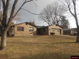 1209 S Kingswood Way, Mountain Home, AR 72653