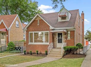 5253 N Long Ave, Chicago, IL 60630