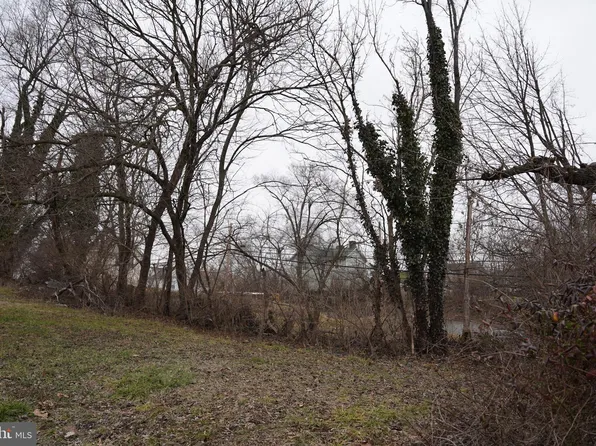 E Burke St, Martinsburg, WV 25401