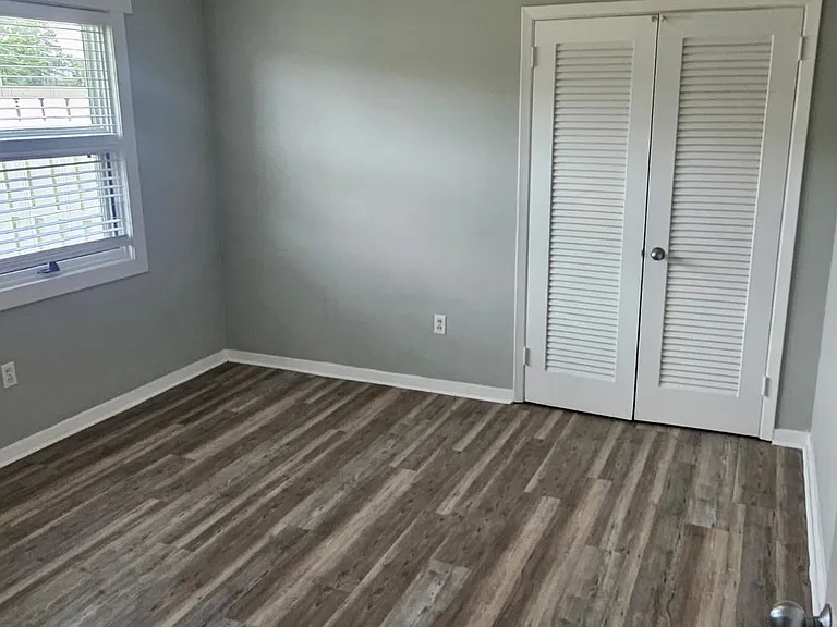 741 Walnut Ave — Photo 15