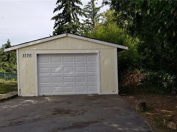 3rd image of 5700 W 1st St