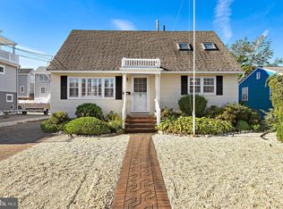 316 N 8th St, Surf City, NJ 08008