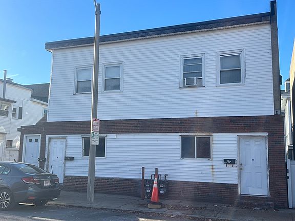 3rd image of 43 Cross St