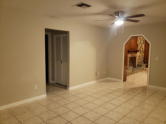 3rd image of 1195 37th Ave