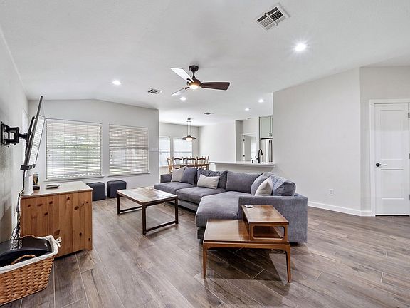 3rd image of 8809 Corran Ferry Dr