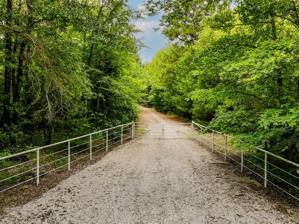 327 County Road 2275, Mineola, TX 75773