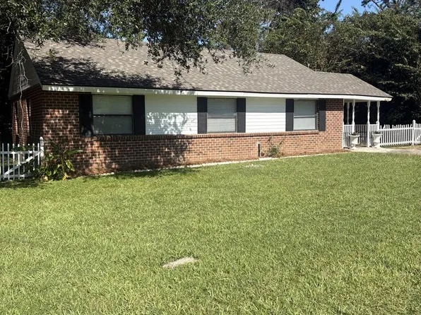 700 Azalea Cir, Valdosta, GA 31602