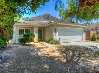 8900 Rollingbay Dr, Bakersfield, CA 93312