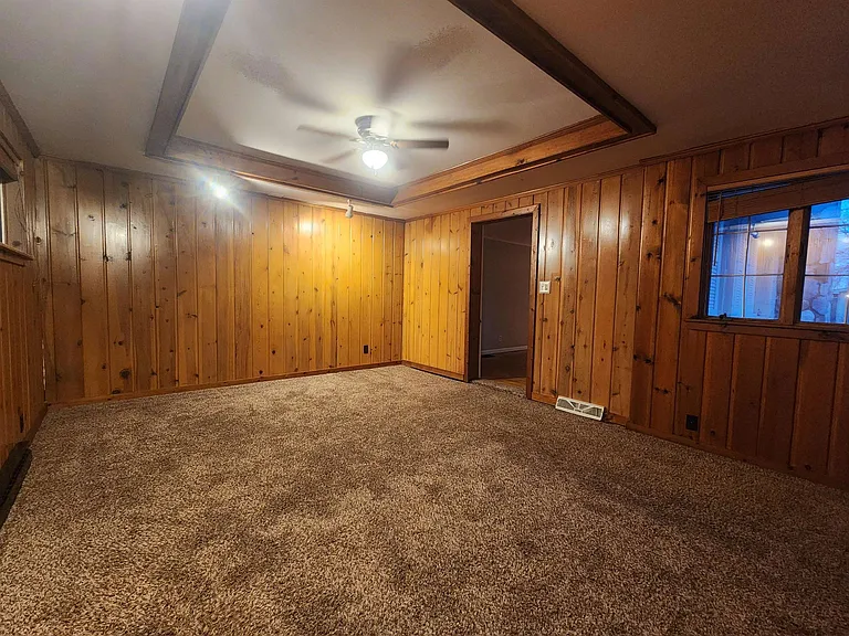 5550 Midland Rd — Photo 5