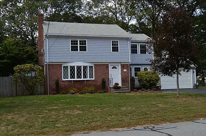 1st image of 38 Rosewood Ln