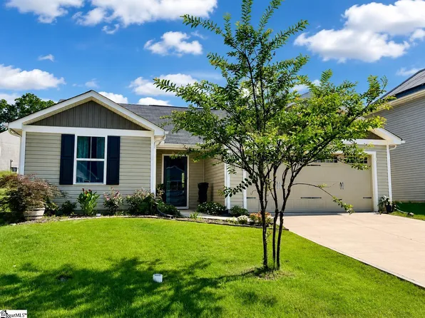 744 Parkside Dr, Woodruff, SC 29388