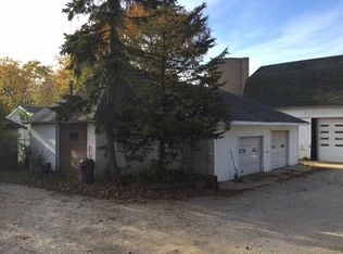 22940 W Grimm Rd, Antioch, IL 60002