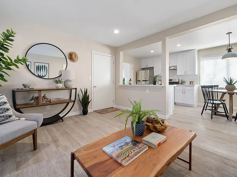 240 Spring Street — Photo 17