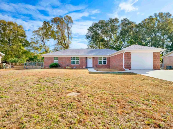 2794 King St, Pensacola, FL 32526