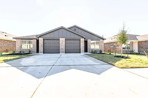 1301 Concord Dr Photo 1