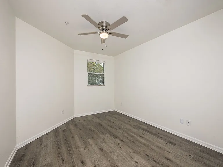 Mosaic Westshore Apartments — Photo 18