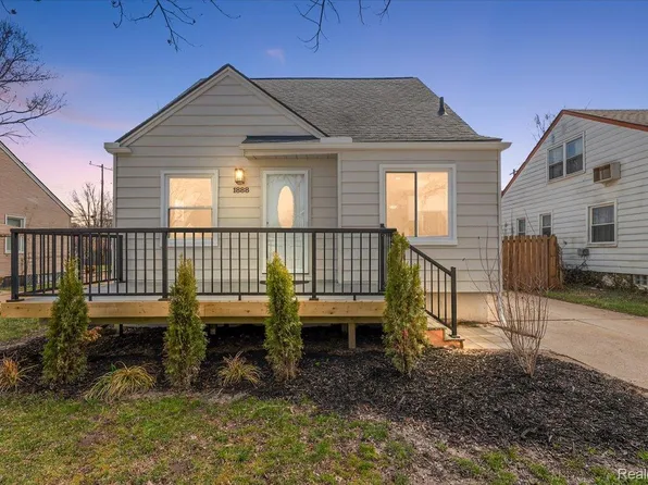 1888 Griffith Ave, Berkley, MI 48072