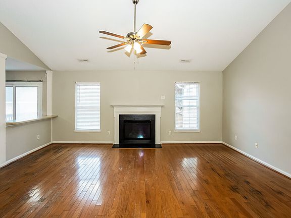 5th image of 3032 Dairy Farm Dr