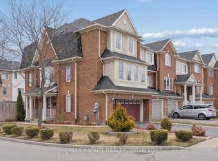 21 Decker Hollow Cir, Brampton, ON L6X0K9