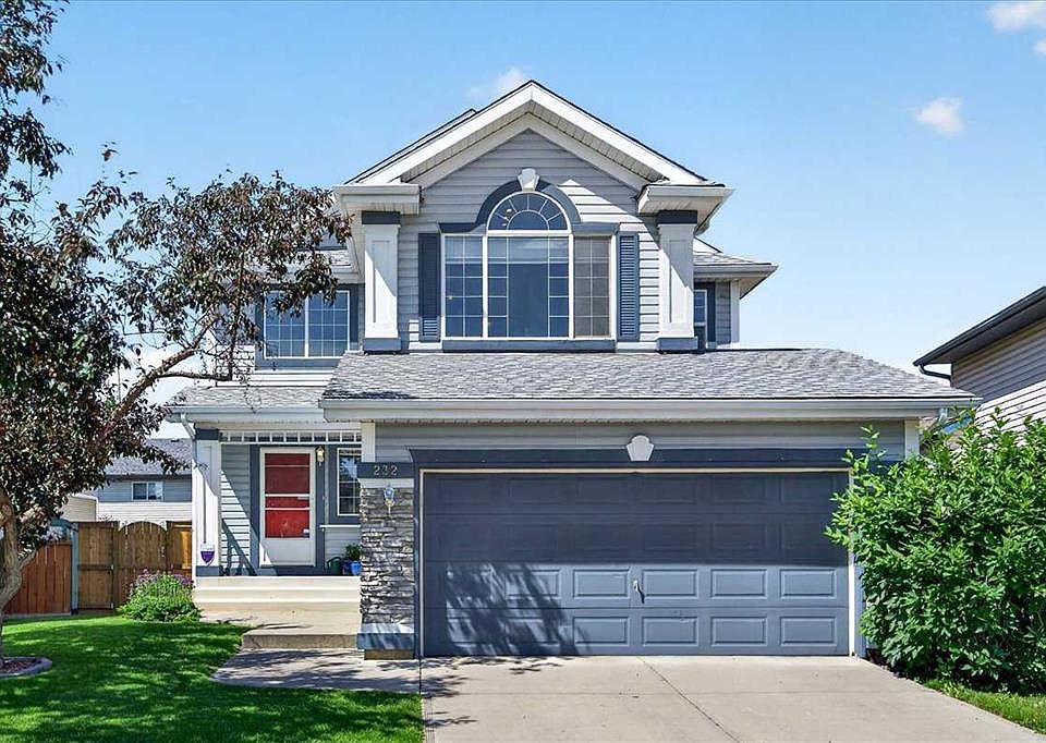 1st image of 232 S Douglas Glen Close SE