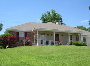 800 Cherry Stone Cir, Clinton, MS 39056