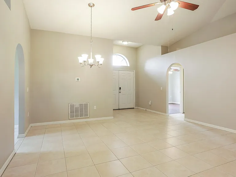 7390 Overland Park Blvd — Photo 5