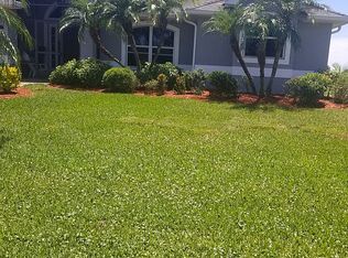 915 S Lakes Way SW, Vero Beach, FL 32968