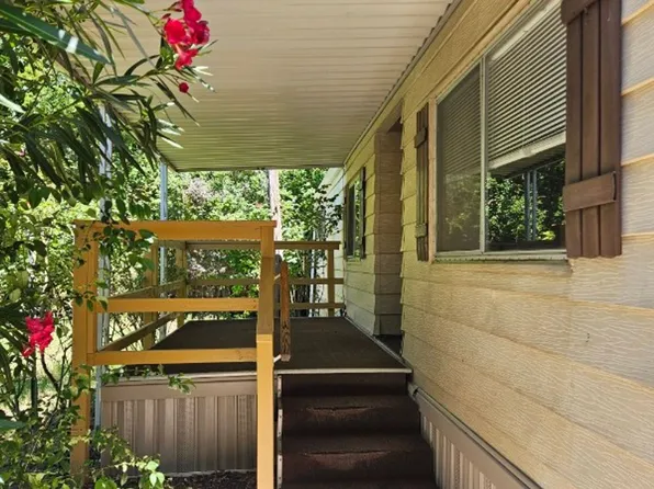 571 Clover Dr #B, Upper Lake, CA 95485